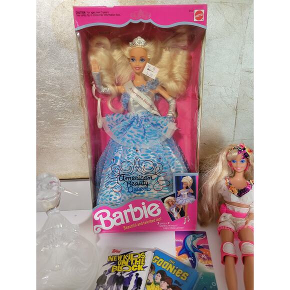 VINTAGE MATTEL BARBIE 1991 "AMERICAN BEAUTY QUEEN" DOLL #3137 - NEW IN BOX - Picture 1 of 6